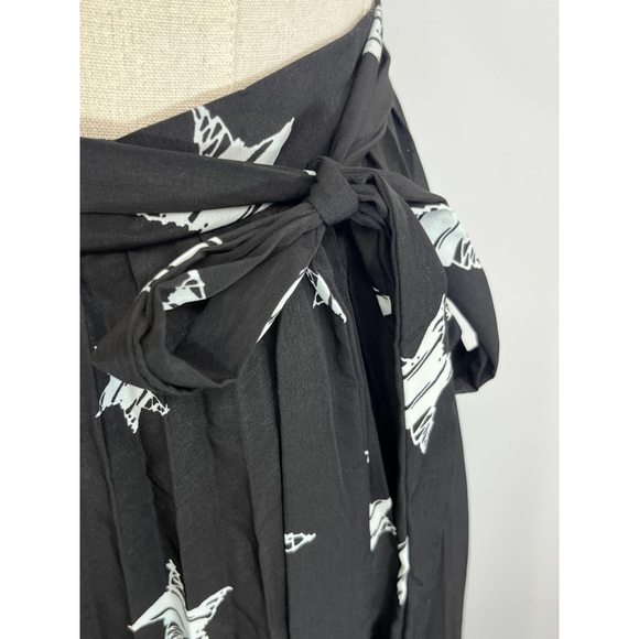 LuLaRoe Deanne Skirt Womens 3XL Black White Star Print Maxi Flowing Boho New - Picture 6 of 9